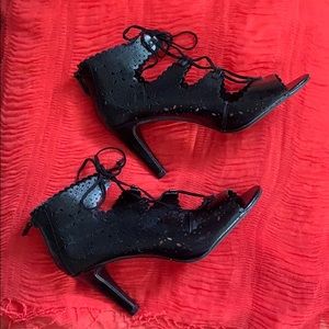 Dress Barn Size 10 Open Toe, Tie Up Heels NWT